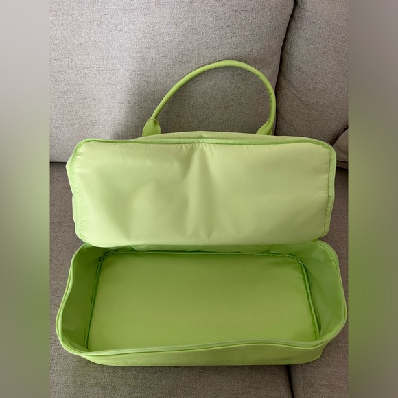 NWT BEIS Mini Weekender in Citron - Picture 4 of 5